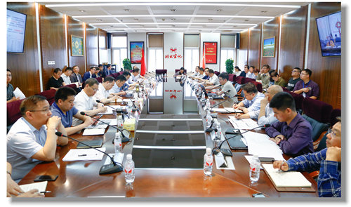 宜化集團召開4月份效益分析總結會(圖1) 宜化集團召開4月份效益分析總結會(圖1)