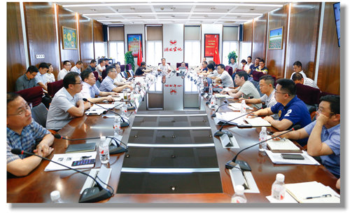 宜化集團(tuán)召開(kāi)5月份效益分析總結(jié)會(huì)(圖1) 宜化集團(tuán)召開(kāi)5月份效益分析總結(jié)會(huì)(圖1)