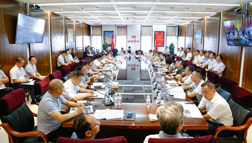 宜化集團召開7月份效益分析總結會(圖1) 宜化集團召開7月份效益分析總結會(圖1)