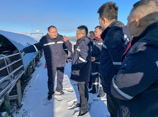 王大真到新疆宜化、新疆宜化礦業現場辦公(圖1)