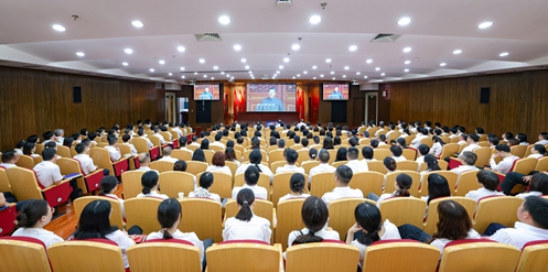 全集團廣大黨員干部職工多種形式收看紀念中國人民抗日戰爭暨世界反法西斯戰爭勝利80周年大會(圖1) 全集團廣大黨員干部職工多種形式收看紀念中國人民抗日戰爭暨世界反法西斯戰爭勝利80周年大會(圖1)