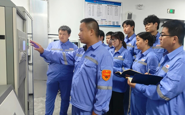 宜化大學生新工完成崗前培訓,開啟職業新篇章(圖1) 宜化大學生新工完成崗前培訓,開啟職業新篇章(圖1)