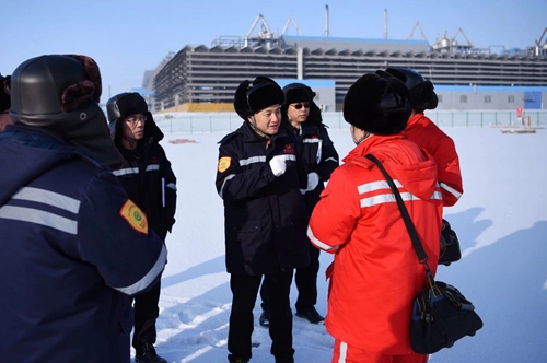 宜昌市領導王應華、王大真一行到新疆宜化調研走訪