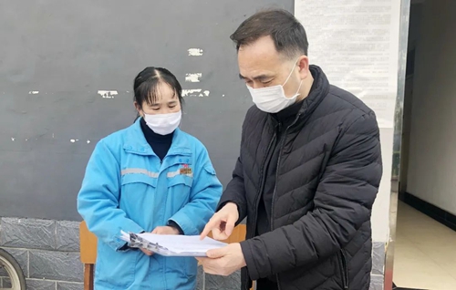 周金平先后到楚星公司、松滋肥業、實訓基地和股份公司檢查疫情防控工作